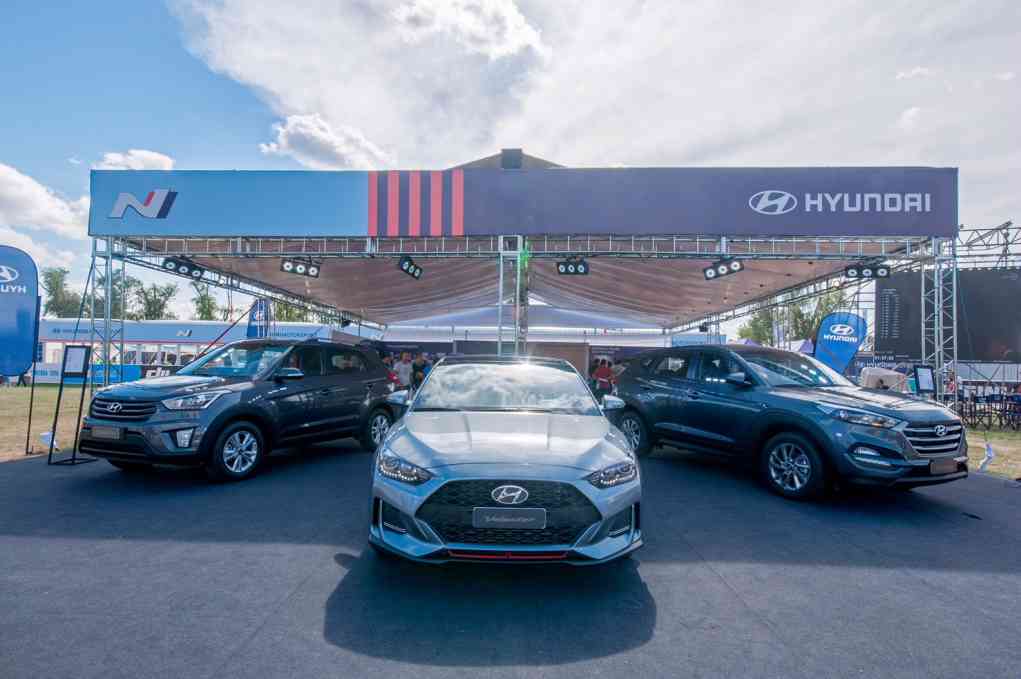 Hyundai presenta en Argentina el nuevo Veloster Turbo