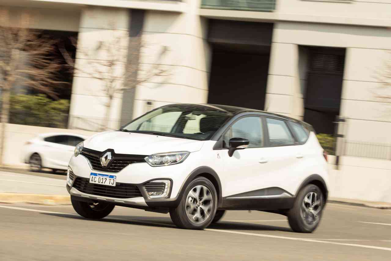 Renault lanza la serie limitada Captur le coq sportif, MiuraMag