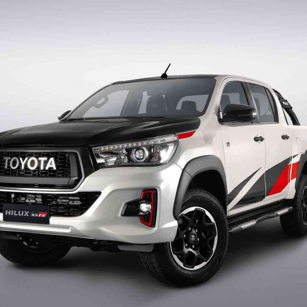 Toyota Argentina presenta su primer producto GAZOO Racing: Hilux GR Sport