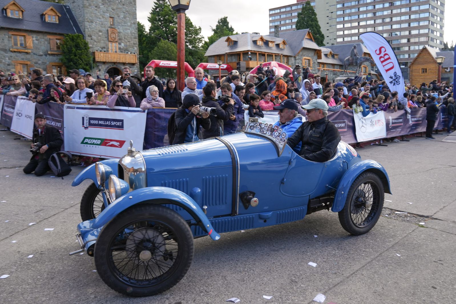 Lanzamiento 1000 Millas Sport: Comenzó la competencia de autos clásicos más destacada de la región