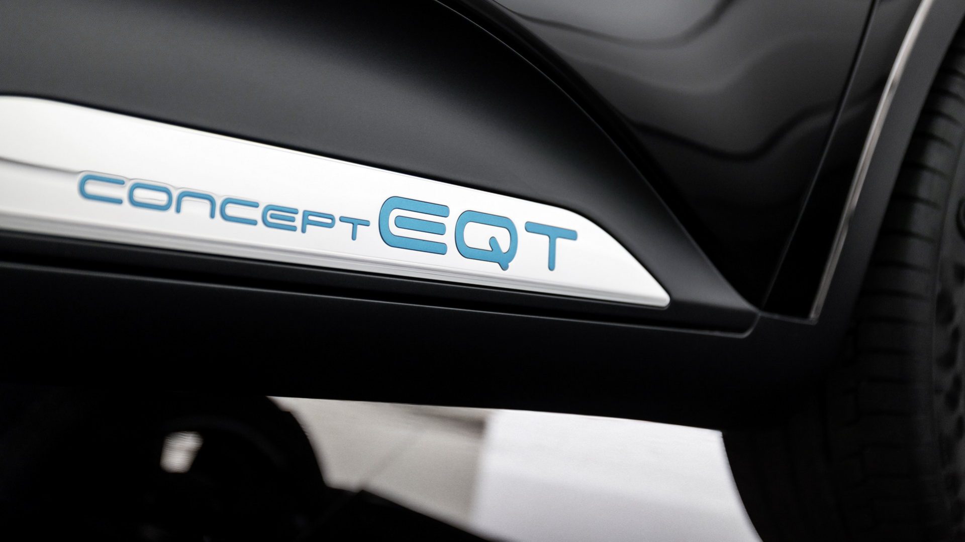 2021-Mercedes-EQT-Concept-14