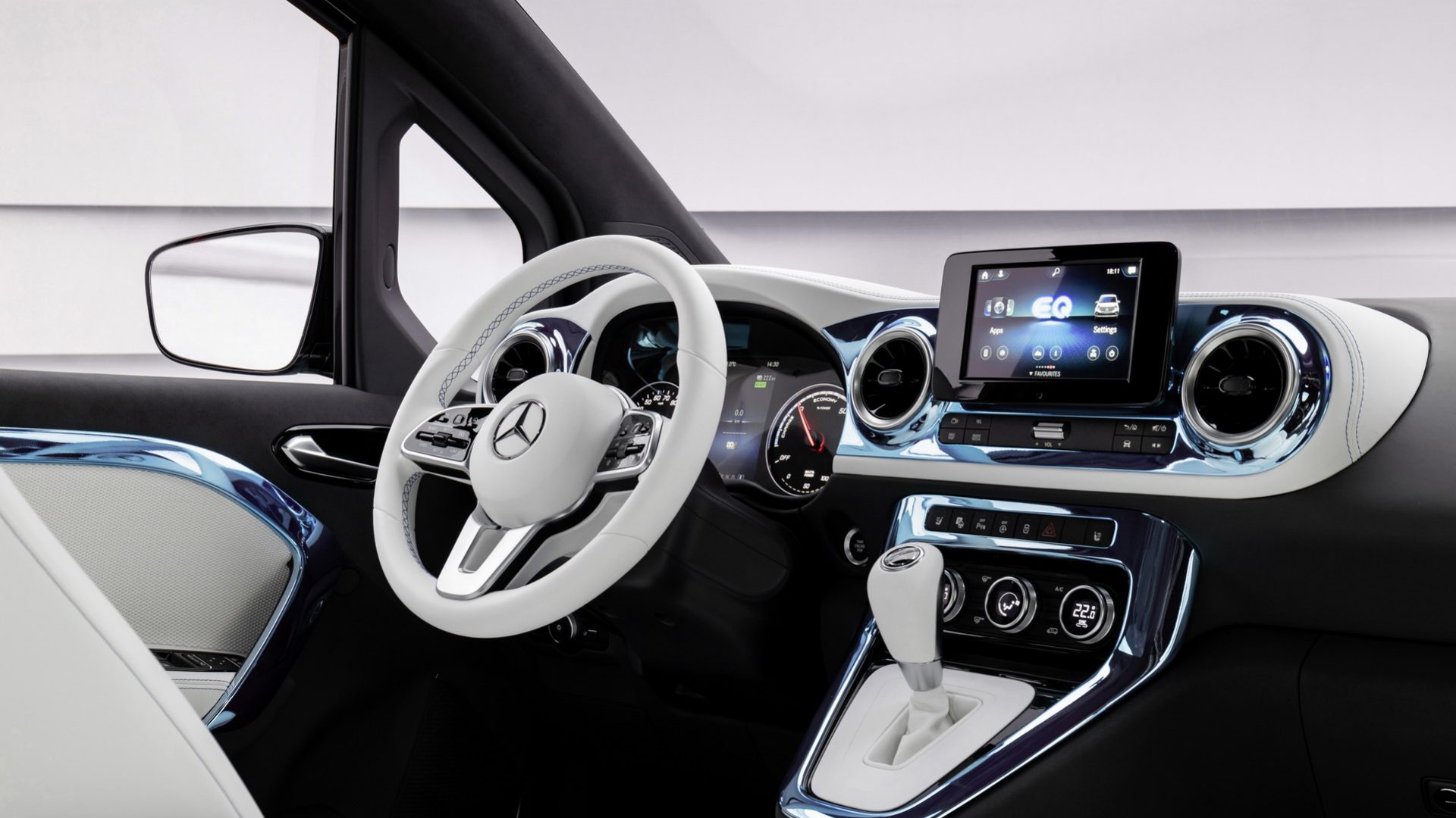 2021-Mercedes-EQT-Concept-Interior-04