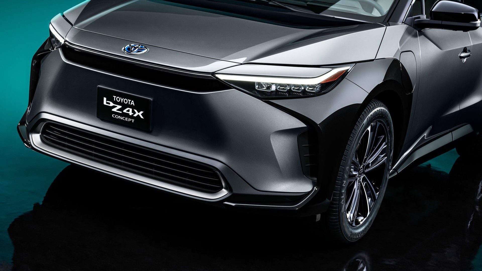 2021-Toyota-bZ4X-Concept-05