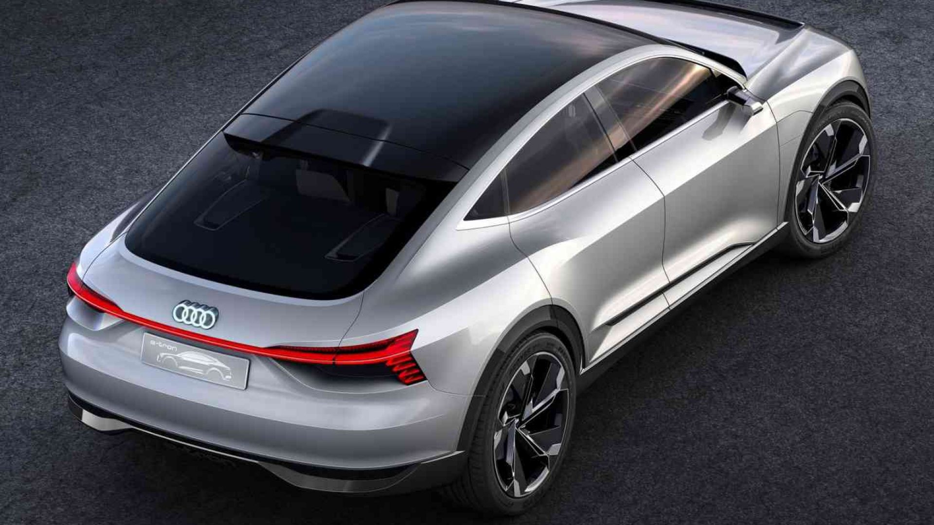 Audi-e-tron_Sportback_Concept-2017-4